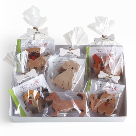 イヌ（戌）の組み木 木のおもちゃ杢・MOKU